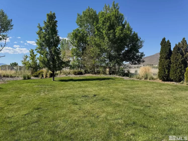 10401 Blockade, Reno, Nevada 89521, 4 Bedrooms Bedrooms, ,2 BathroomsBathrooms,Residential Lease,Manufactured,Blockade,250006204