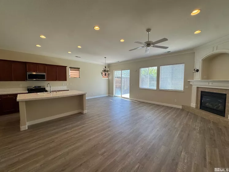 10401 Blockade, Reno, Nevada 89521, 4 Bedrooms Bedrooms, ,2 BathroomsBathrooms,Residential Lease,Manufactured,Blockade,250006204