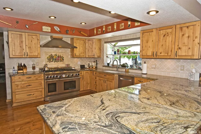 25 Martell, Sparks, Nevada 89441, 4 Bedrooms Bedrooms, ,3 BathroomsBathrooms,Residential,Residential,Martell,250006205