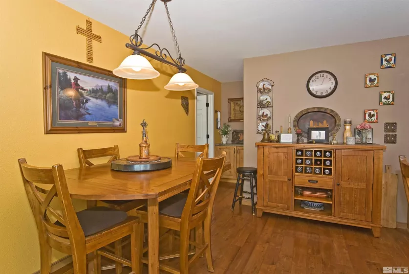 25 Martell, Sparks, Nevada 89441, 4 Bedrooms Bedrooms, ,3 BathroomsBathrooms,Residential,Residential,Martell,250006205