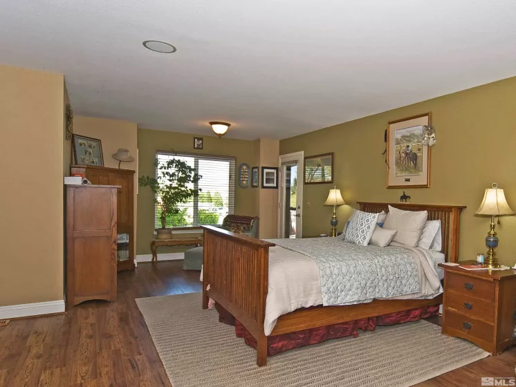 25 Martell, Sparks, Nevada 89441, 4 Bedrooms Bedrooms, ,3 BathroomsBathrooms,Residential,Residential,Martell,250006205