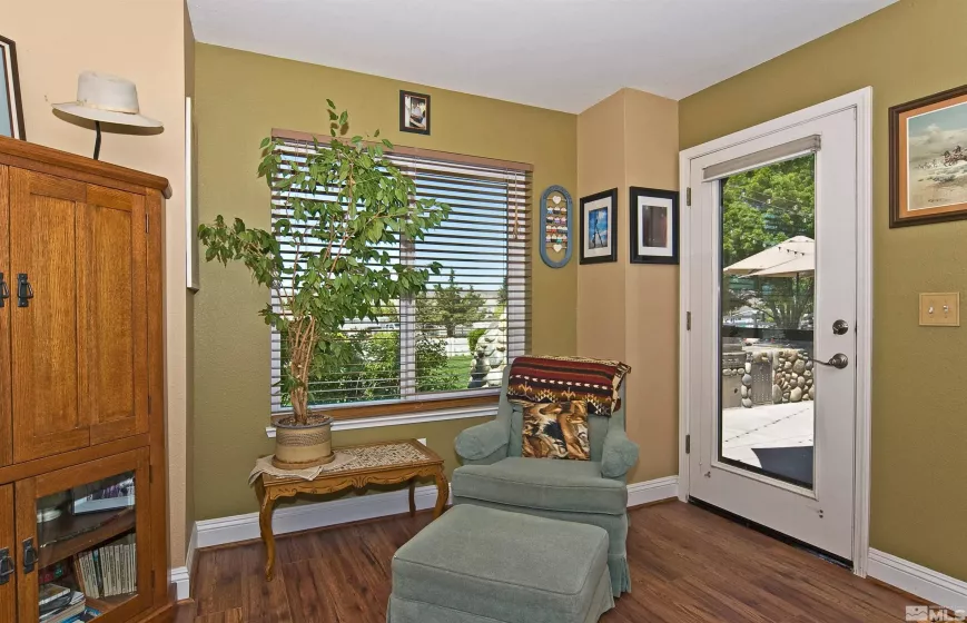 25 Martell, Sparks, Nevada 89441, 4 Bedrooms Bedrooms, ,3 BathroomsBathrooms,Residential,Residential,Martell,250006205