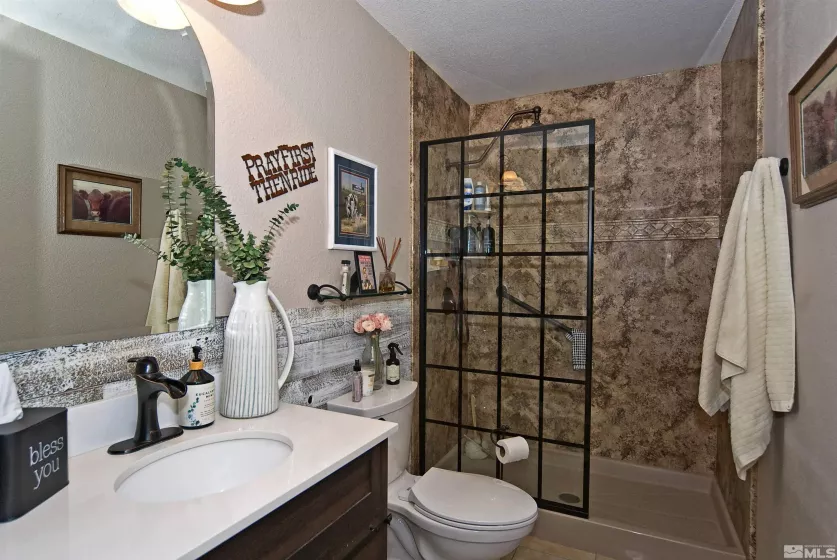 25 Martell, Sparks, Nevada 89441, 4 Bedrooms Bedrooms, ,3 BathroomsBathrooms,Residential,Residential,Martell,250006205