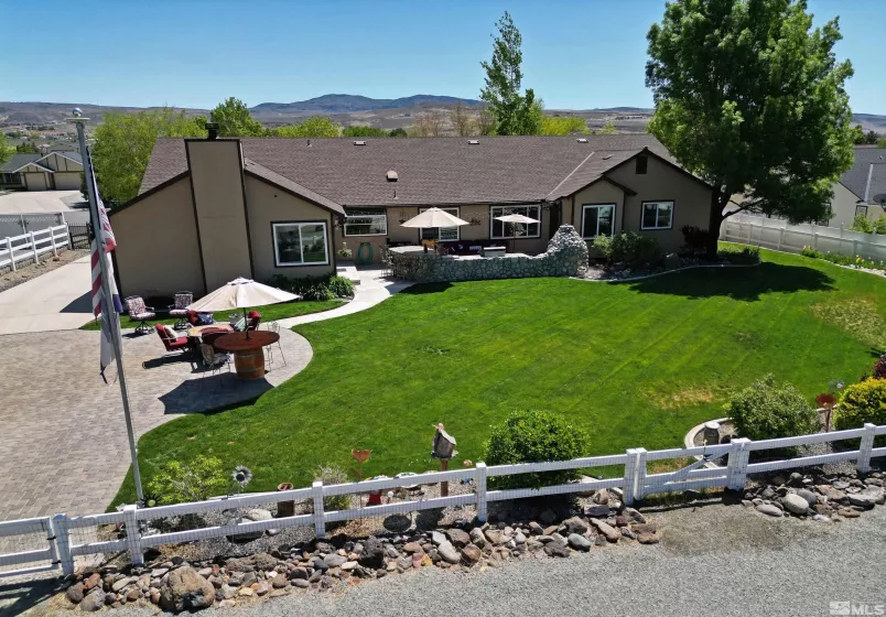25 Martell, Sparks, Nevada 89441, 4 Bedrooms Bedrooms, ,3 BathroomsBathrooms,Residential,Residential,Martell,250006205