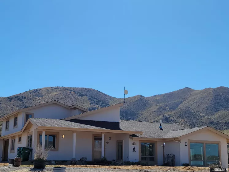 1297 Deerlodge, Reno, Nevada 89508, 5 Bedrooms Bedrooms, ,4 BathroomsBathrooms,Residential,Residential,Deerlodge,220016781