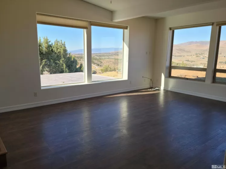 1297 Deerlodge, Reno, Nevada 89508, 5 Bedrooms Bedrooms, ,4 BathroomsBathrooms,Residential,Residential,Deerlodge,220016781