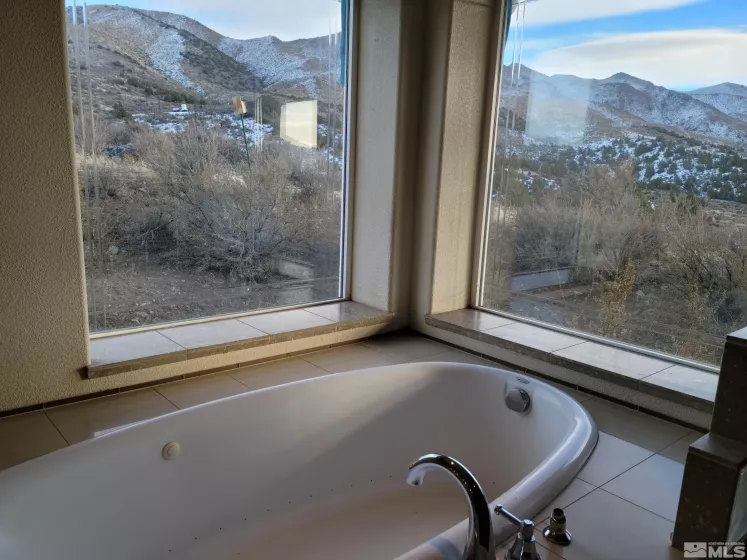 1297 Deerlodge, Reno, Nevada 89508, 5 Bedrooms Bedrooms, ,4 BathroomsBathrooms,Residential,Residential,Deerlodge,220016781