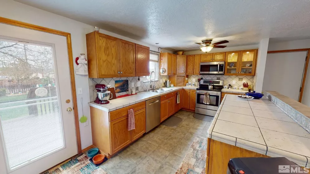 150 Reeves, Mc Dermitt, Nevada 89421, 2 Bedrooms Bedrooms, ,3 BathroomsBathrooms,Residential,Residential,Reeves,230005786