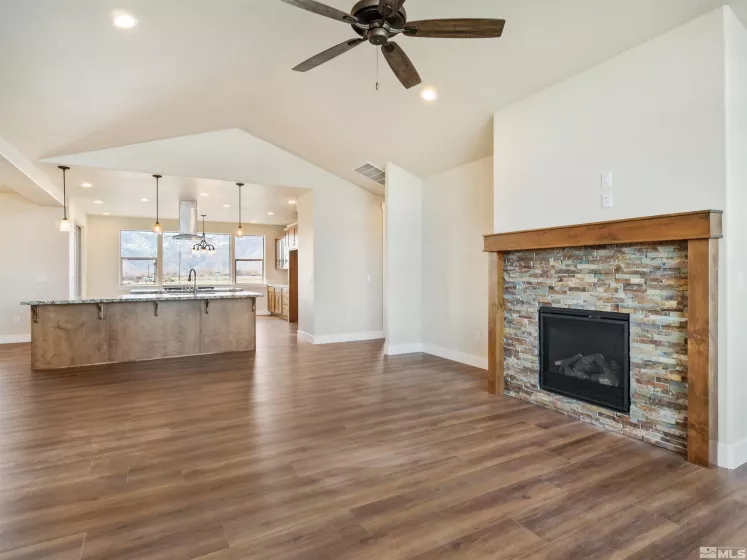 1782 Torina, Minden, Nevada 89423, 3 Bedrooms Bedrooms, ,3 BathroomsBathrooms,Residential,Residential,Torina,230004889