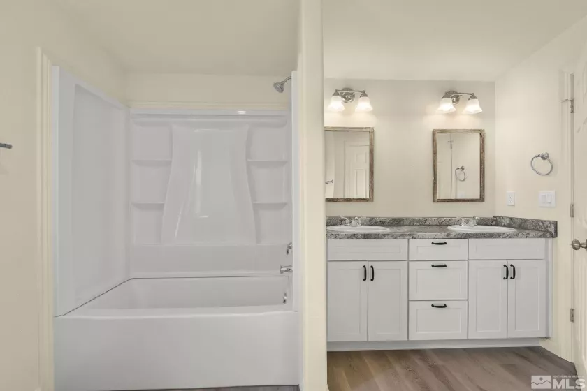5650 Peek, Silver Springs, Nevada 89429, 4 Bedrooms Bedrooms, ,2 BathroomsBathrooms,Residential,Residential,Peek,230012725