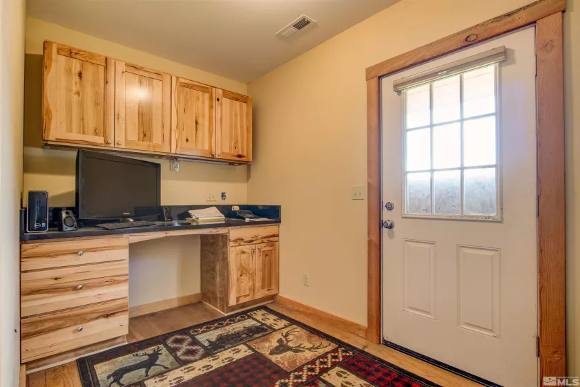 1461 Foothill, Gardnerville, Nevada 89460, 2 Bedrooms Bedrooms, ,2 BathroomsBathrooms,Residential,Residential,Foothill,230011772
