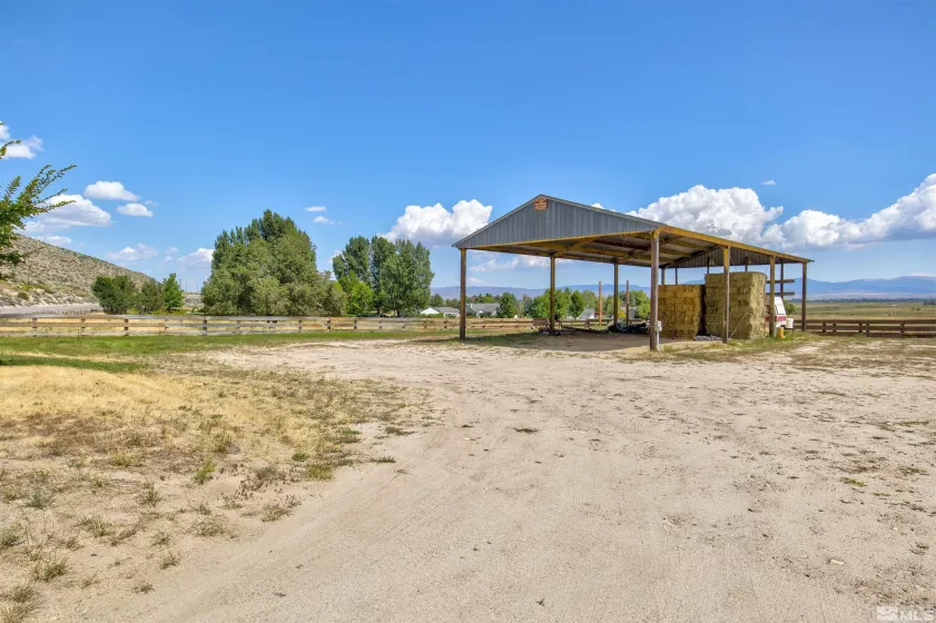 1461 Foothill, Gardnerville, Nevada 89460, 2 Bedrooms Bedrooms, ,2 BathroomsBathrooms,Residential,Residential,Foothill,230011772