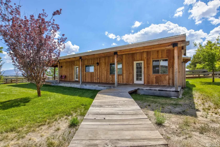 1461 Foothill, Gardnerville, Nevada 89460, 2 Bedrooms Bedrooms, ,2 BathroomsBathrooms,Residential,Residential,Foothill,230011772