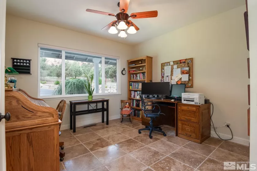 1533 Alba, Gardnerville, Nevada 89410, 4 Bedrooms Bedrooms, ,3 BathroomsBathrooms,Residential,Residential,Alba,230011424