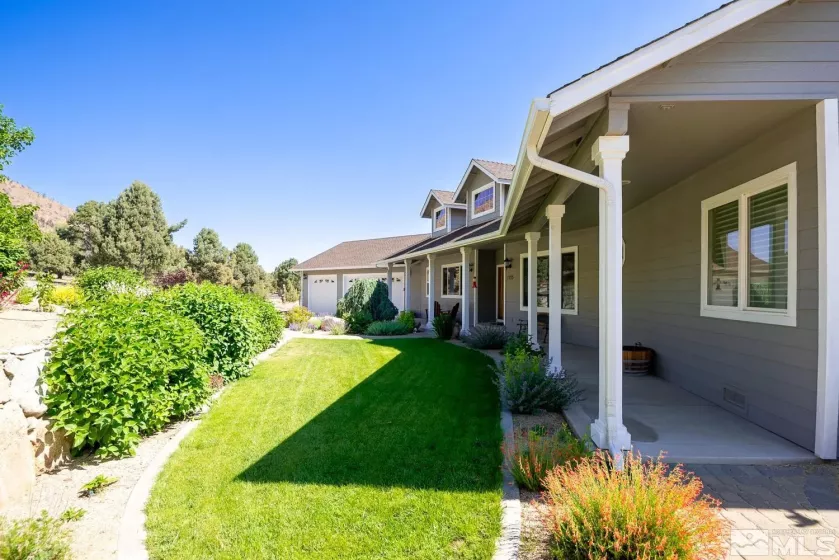1533 Alba, Gardnerville, Nevada 89410, 4 Bedrooms Bedrooms, ,3 BathroomsBathrooms,Residential,Residential,Alba,230011424