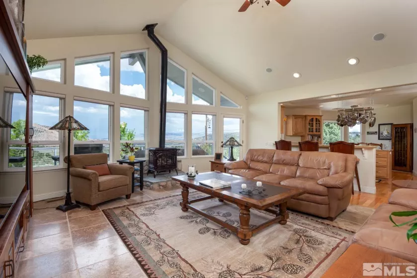 1533 Alba, Gardnerville, Nevada 89410, 4 Bedrooms Bedrooms, ,3 BathroomsBathrooms,Residential,Residential,Alba,230011424