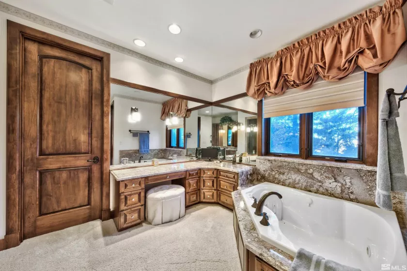 229 Five Creek, Gardnerville, Nevada 89460, 8 Bedrooms Bedrooms, ,10 BathroomsBathrooms,Residential,Residential,Five Creek,240000032