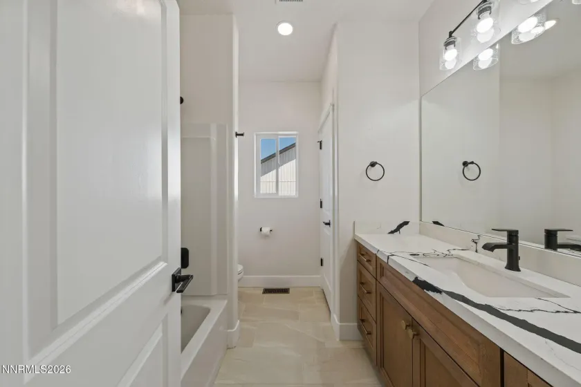 5310 Marla, Winnemucca, Nevada 89445, 3 Bedrooms Bedrooms, ,2 BathroomsBathrooms,Residential,Residential,Marla,240002343