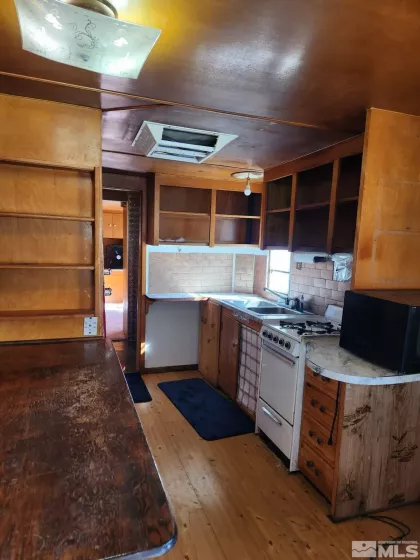 121 South, Tonopah, Nevada 89049, 2 Bedrooms Bedrooms, ,1 BathroomBathrooms,Residential,Residential,South,240007842
