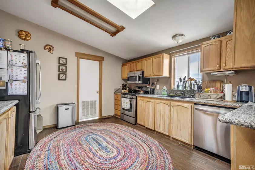 5100 Grey Van, Reno, Nevada 89510, 3 Bedrooms Bedrooms, ,2 BathroomsBathrooms,Residential,Residential,Grey Van,240007566