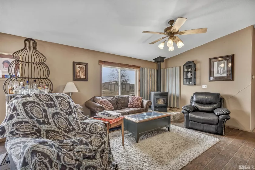 5100 Grey Van, Reno, Nevada 89510, 3 Bedrooms Bedrooms, ,2 BathroomsBathrooms,Residential,Residential,Grey Van,240007566
