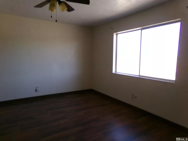 11 Hall, Yerington, Nevada 89447, 3 Bedrooms Bedrooms, ,1 BathroomBathrooms,Residential,Residential,Hall,240007593