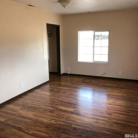 11 Hall, Yerington, Nevada 89447, 3 Bedrooms Bedrooms, ,1 BathroomBathrooms,Residential,Residential,Hall,240007593