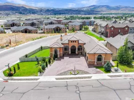 2464 Puccinelli, Elko, Nevada 89801, 8 Bedrooms Bedrooms, ,4 BathroomsBathrooms,Residential,Residential,Puccinelli,240010570