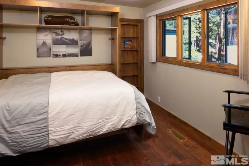 633 Riven Rock, Zephyr Cove, Nevada 89448, 2 Bedrooms Bedrooms, ,2 BathroomsBathrooms,Residential,Residential,Riven Rock,240010533