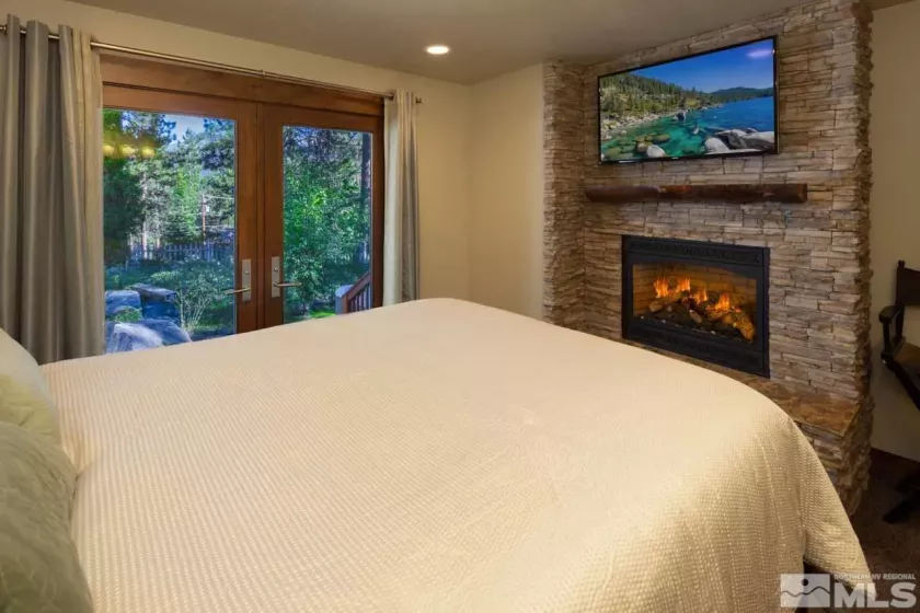 633 Riven Rock, Zephyr Cove, Nevada 89448, 2 Bedrooms Bedrooms, ,2 BathroomsBathrooms,Residential,Residential,Riven Rock,240010533