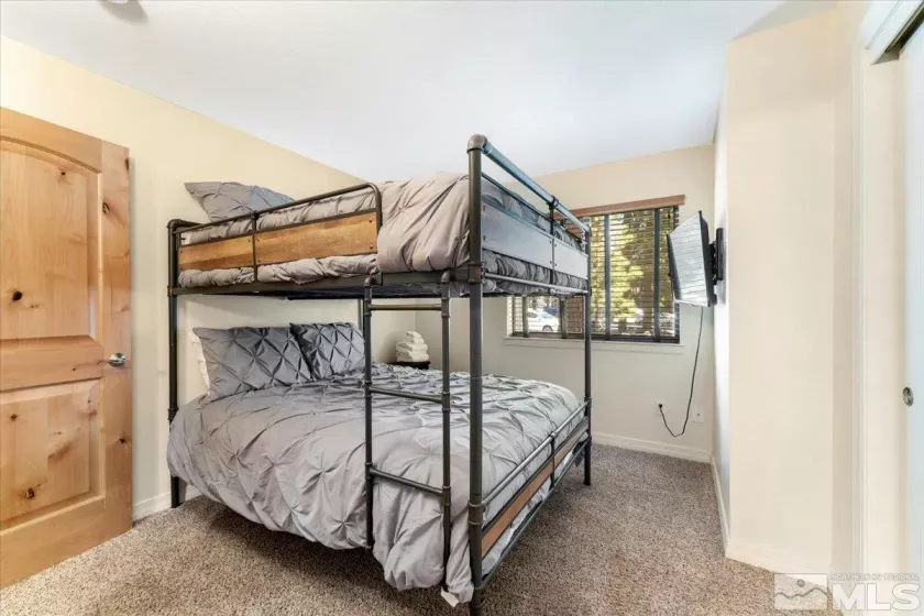 807 Alder, Incline Village, Nevada 89451, 2 Bedrooms Bedrooms, ,2 BathroomsBathrooms,Residential,Residential,Alder,240010382