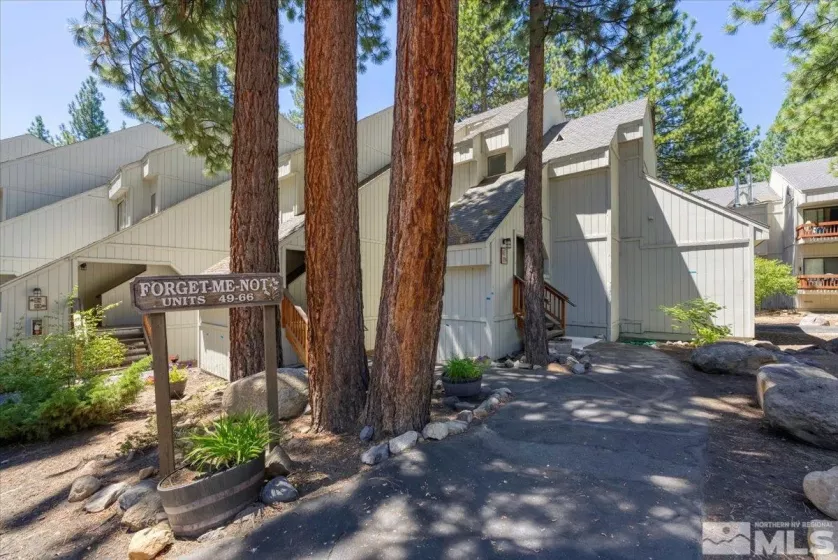 807 Alder, Incline Village, Nevada 89451, 2 Bedrooms Bedrooms, ,2 BathroomsBathrooms,Residential,Residential,Alder,240010382