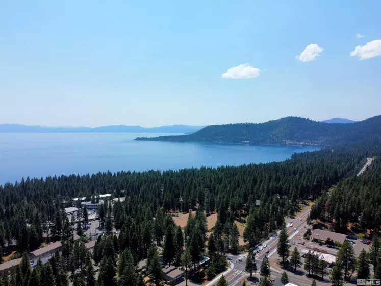 807 Alder, Incline Village, Nevada 89451, 2 Bedrooms Bedrooms, ,2 BathroomsBathrooms,Residential,Residential,Alder,240010382