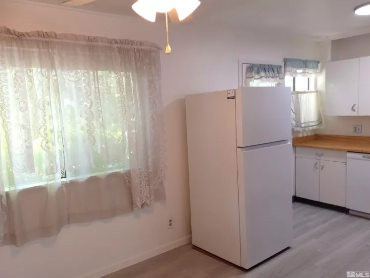 1945 4th, Sparks, Nevada 89431, 2 Bedrooms Bedrooms, ,1 BathroomBathrooms,Residential,Residential,4th,240009242