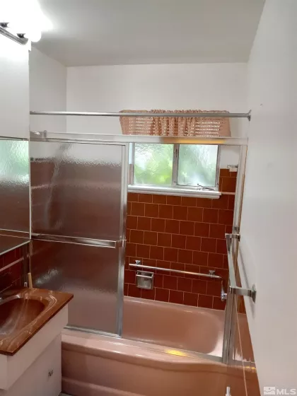 1945 4th, Sparks, Nevada 89431, 2 Bedrooms Bedrooms, ,1 BathroomBathrooms,Residential,Residential,4th,240009242