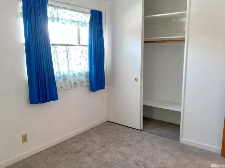1945 4th, Sparks, Nevada 89431, 2 Bedrooms Bedrooms, ,1 BathroomBathrooms,Residential,Residential,4th,240009242