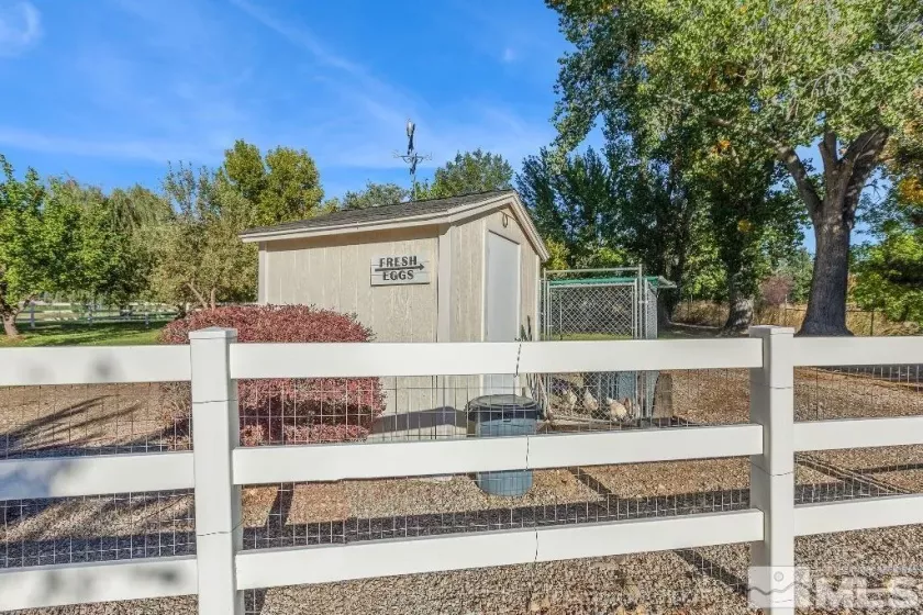 1965 Palmira, Reno, Nevada 89511, 4 Bedrooms Bedrooms, ,3 BathroomsBathrooms,Residential,Residential,Palmira,250002967