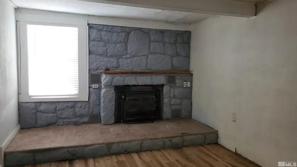 341 Baker, Hawthorne, Nevada 89415, 3 Bedrooms Bedrooms, ,2 BathroomsBathrooms,Residential,Residential,Baker,250002962