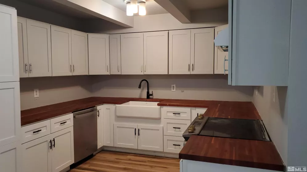 341 Baker, Hawthorne, Nevada 89415, 3 Bedrooms Bedrooms, ,2 BathroomsBathrooms,Residential,Residential,Baker,250002962