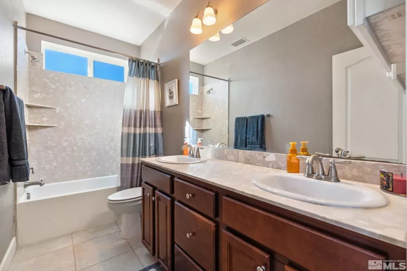 2780 Tobiano, Reno, Nevada 89521, 5 Bedrooms Bedrooms, ,4 BathroomsBathrooms,Residential,Residential,Tobiano,250002894