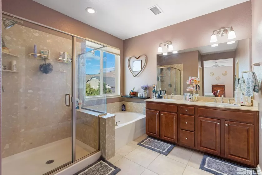 2780 Tobiano, Reno, Nevada 89521, 5 Bedrooms Bedrooms, ,4 BathroomsBathrooms,Residential,Residential,Tobiano,250002894