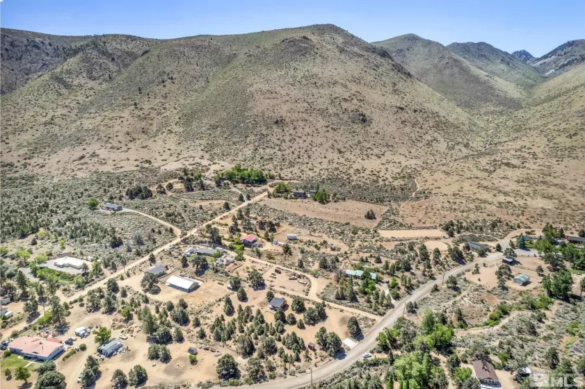 591 Pine Nut, Coleville, California 96107, 1 Bedroom Bedrooms, ,1 BathroomBathrooms,Residential,Residential,Pine Nut,250002943