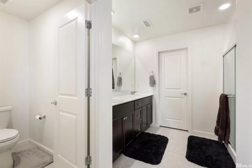 8982 Sagemoor, Reno, Nevada 89506, 3 Bedrooms Bedrooms, ,3 BathroomsBathrooms,Residential,Residential,Sagemoor,250002789