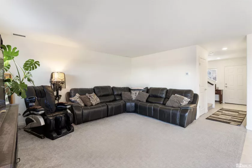 8982 Sagemoor, Reno, Nevada 89506, 3 Bedrooms Bedrooms, ,3 BathroomsBathrooms,Residential,Residential,Sagemoor,250002789