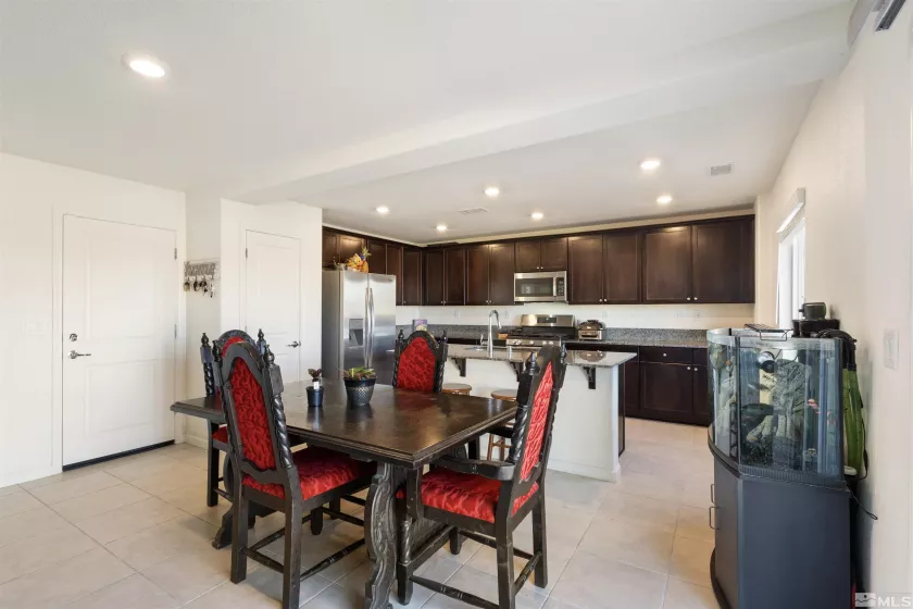 8982 Sagemoor, Reno, Nevada 89506, 3 Bedrooms Bedrooms, ,3 BathroomsBathrooms,Residential,Residential,Sagemoor,250002789