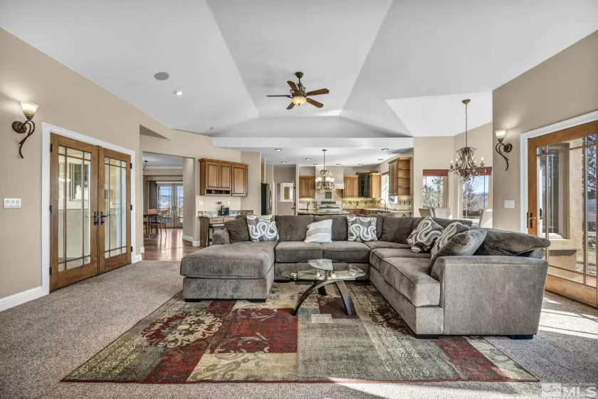 227 Earlham, Reno, Nevada 89511, 3 Bedrooms Bedrooms, ,4 BathroomsBathrooms,Residential,Residential,Earlham,250002788