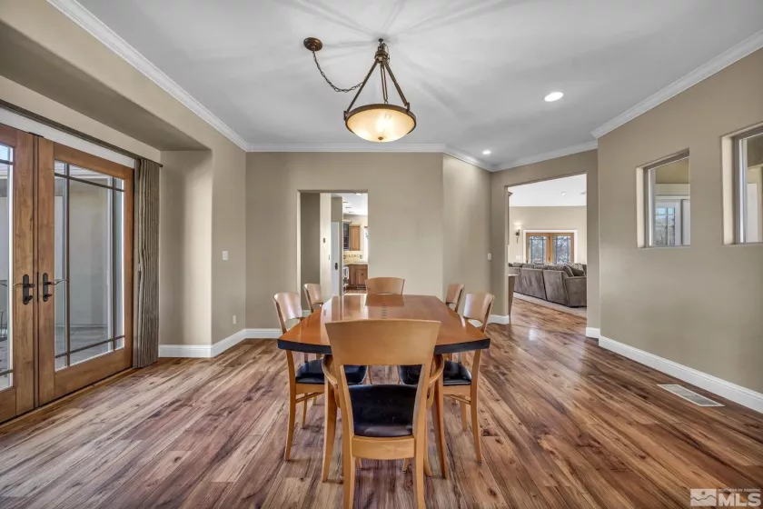 227 Earlham, Reno, Nevada 89511, 3 Bedrooms Bedrooms, ,4 BathroomsBathrooms,Residential,Residential,Earlham,250002788