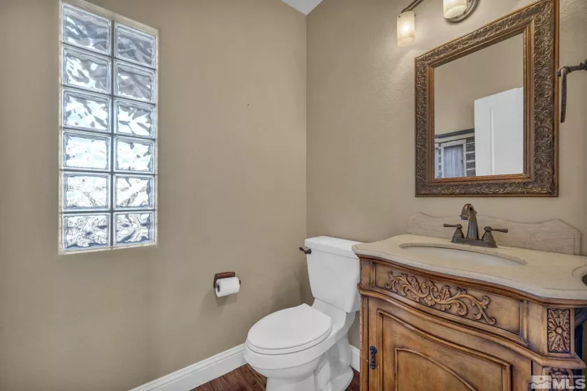227 Earlham, Reno, Nevada 89511, 3 Bedrooms Bedrooms, ,4 BathroomsBathrooms,Residential,Residential,Earlham,250002788