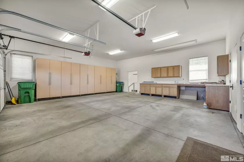 227 Earlham, Reno, Nevada 89511, 3 Bedrooms Bedrooms, ,4 BathroomsBathrooms,Residential,Residential,Earlham,250002788
