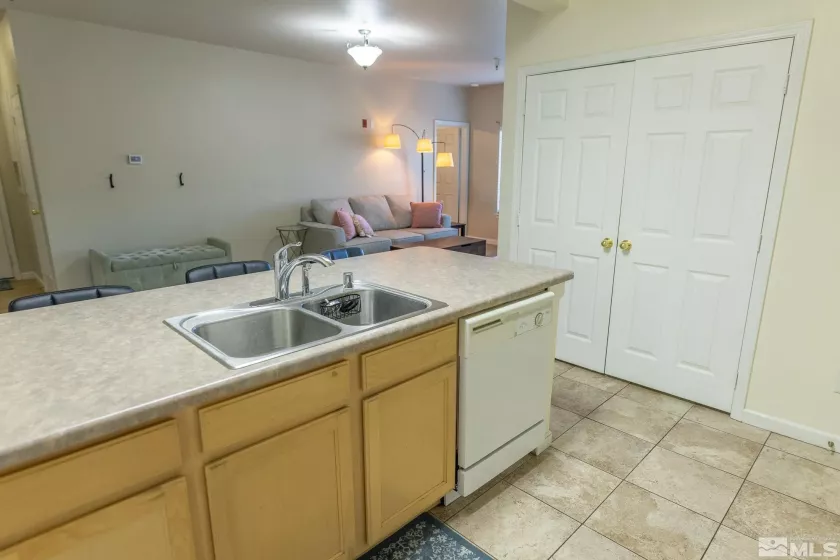 200 Talus, Reno, Nevada 89503, 2 Bedrooms Bedrooms, ,2 BathroomsBathrooms,Residential,Residential,Talus,250002765